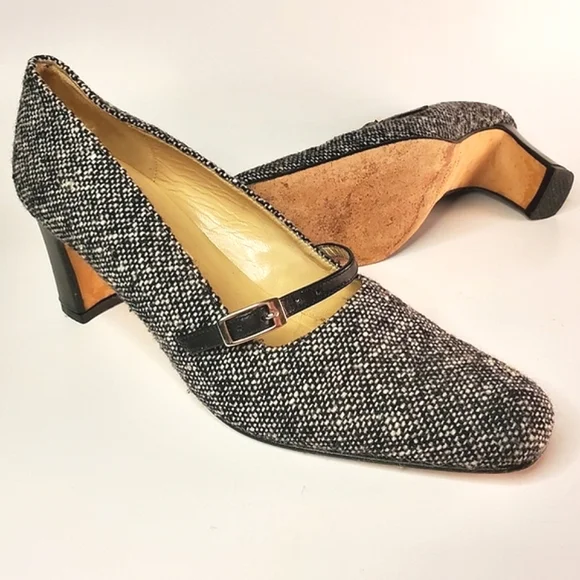 Tweed Vintage Talbots Office Heels with Buckled Leather Band - Picture 4 of 15